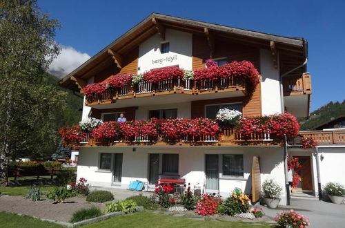 Photo 2 - 3 bedroom Apartment in Saas-Grund with garden