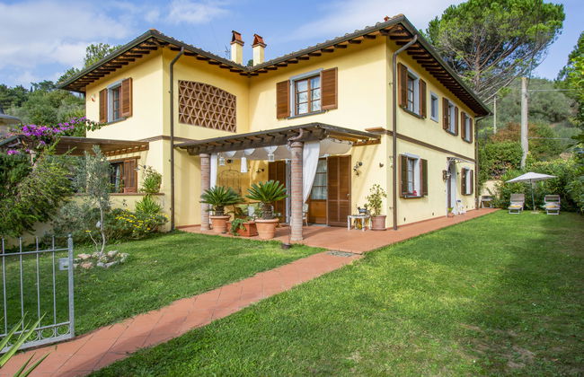 Casa de 3 quartos em San Giuliano Terme com jardim e terraço - Foto 1