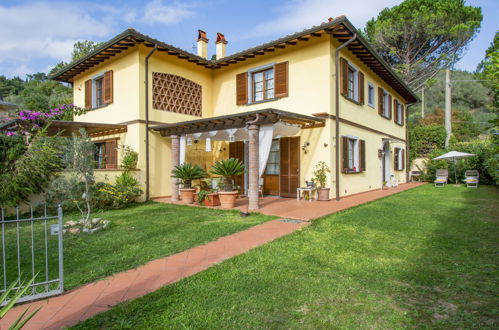 Foto 1 - Casa con 3 camere da letto a San Giuliano Terme con giardino e terrazza
