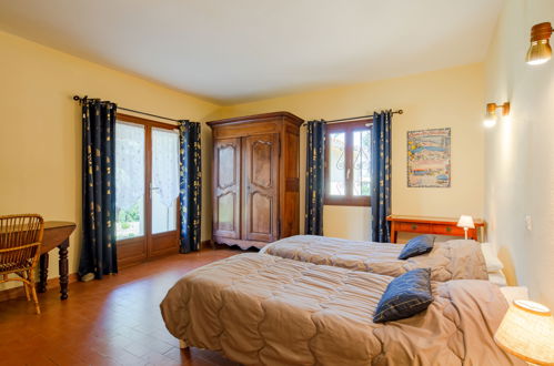 Foto 9 - Casa con 3 camere da letto a Sainte-Maxime con terrazza e vista mare