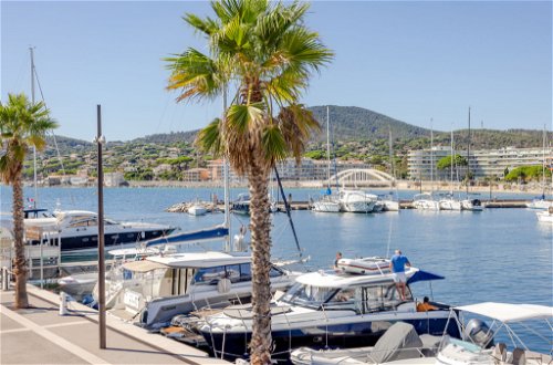 Photo 25 - Maison de 3 chambres à Sainte-Maxime avec terrasse et vues à la mer