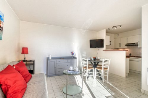 Foto 6 - Apartamento de 1 quarto em Fréjus com terraço e vistas do mar