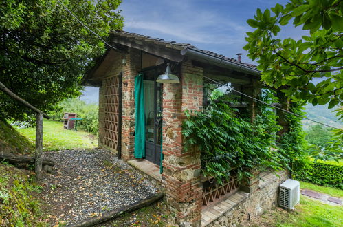 Photo 22 - Maison de 1 chambre à Pescia avec piscine et jardin