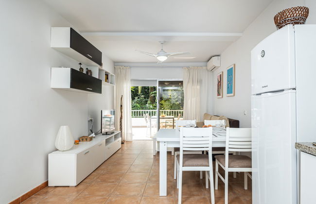 Appartamento con 2 camere da letto a Marbella con piscina e giardino - Foto 7