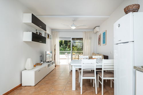 Foto 7 - Appartamento con 1 camera da letto a Marbella con piscina e vista mare