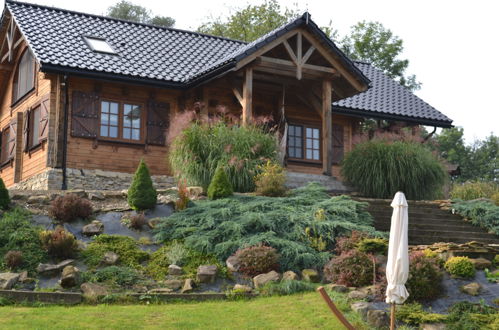 Photo 1 - Maison de 2 chambres à Haczów avec jardin et vues sur la montagne