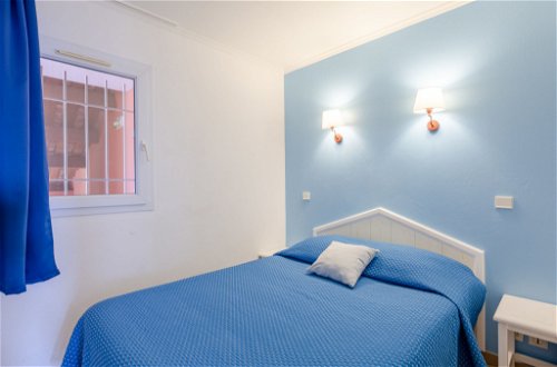 Foto 5 - Apartment mit 2 Schlafzimmern in Roquebrune-sur-Argens mit schwimmbad und blick aufs meer