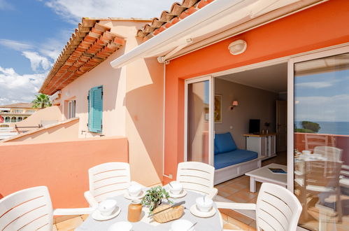 Photo 15 - Appartement de 2 chambres à Roquebrune-sur-Argens avec piscine et terrasse