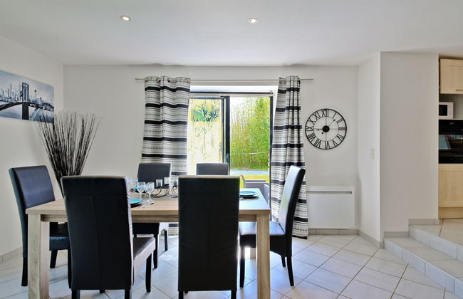 3 bedroom House in Besné with garden and terrace - Photo 8