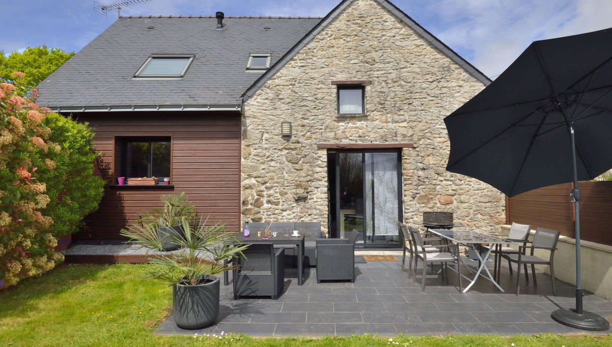 Haus mit 3 Schlafzimmern in Besné mit garten und terrasse - Foto 1