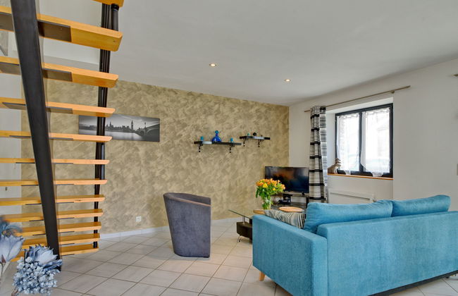 3 bedroom House in Besné with garden and terrace - Photo 11