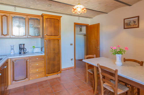 Photo 6 - 3 bedroom House in Crecchio with swimming pool and sea view