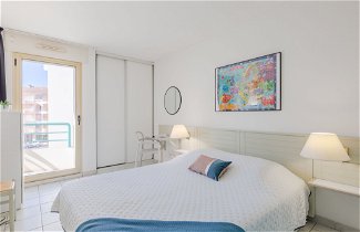 Foto 3 - Apartment mit 1 Schlafzimmer in Fréjus mit schwimmbad und blick aufs meer