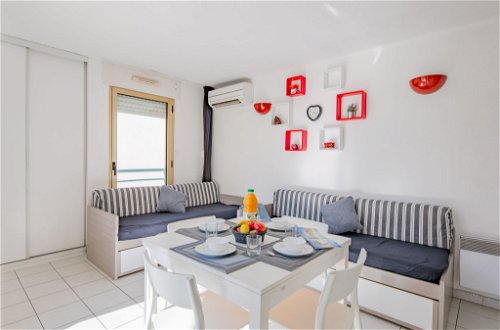 Foto 8 - Apartamento de 1 quarto em Fréjus com piscina e vistas do mar