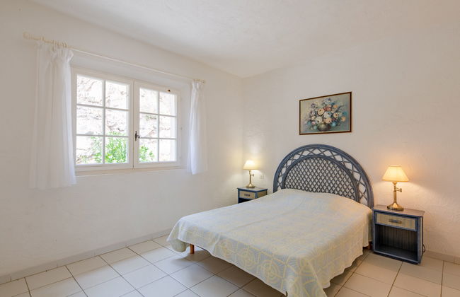 Casa de 6 quartos em Grimaud com piscina privada e jardim - Foto 13