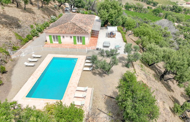 Casa de 6 quartos em Grimaud com piscina privada e jardim - Foto 1