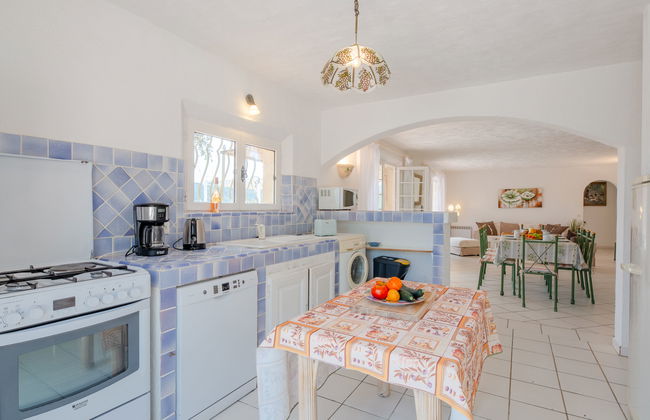 Casa de 6 quartos em Grimaud com piscina privada e jardim - Foto 7