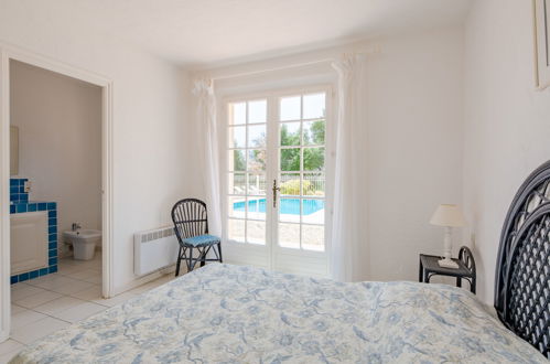 Foto 9 - Casa con 5 camere da letto a Grimaud con piscina privata e vista mare