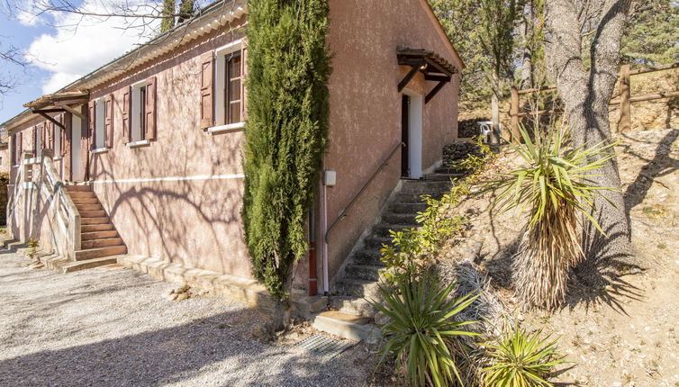 Photo 1 - Maison de 1 chambre à Puimichel avec jardin