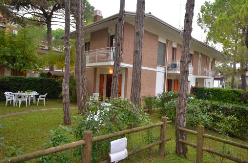 Foto 16 - Apartamento de 2 habitaciones en Lignano Sabbiadoro con terraza y vistas al mar