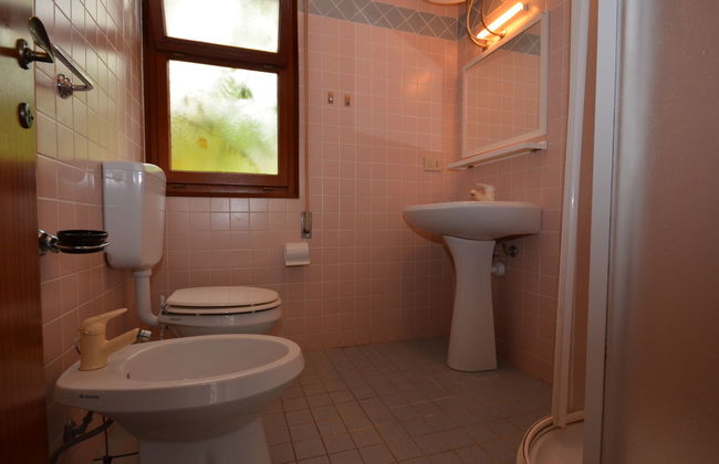 3 bedroom Apartment in Lignano Sabbiadoro with garden and terrace - Photo 15