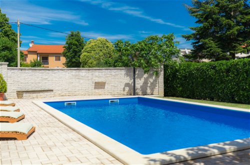 Foto 11 - Apartamento de 1 habitación en Marčana con piscina privada y vistas al mar