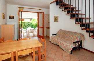 Photo 3 - 2 bedroom House in Rosolina with swimming pool and terrace