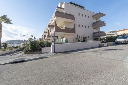 Photo 14 - Apartment in Cavalaire-sur-Mer with terrace and sea view