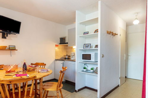 Foto 6 - Apartamento de 1 quarto em Fontcouverte-la-Toussuire com vista para a montanha