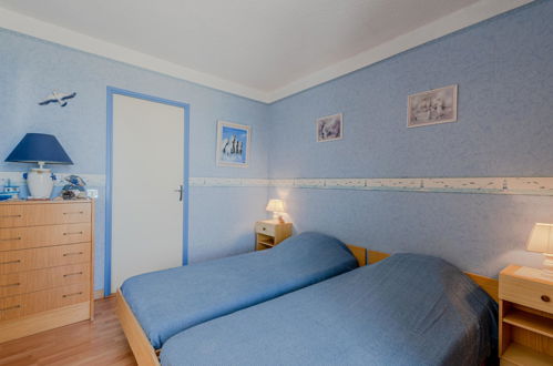 Foto 20 - Appartamento con 1 camera da letto a Le Barcarès con vista mare