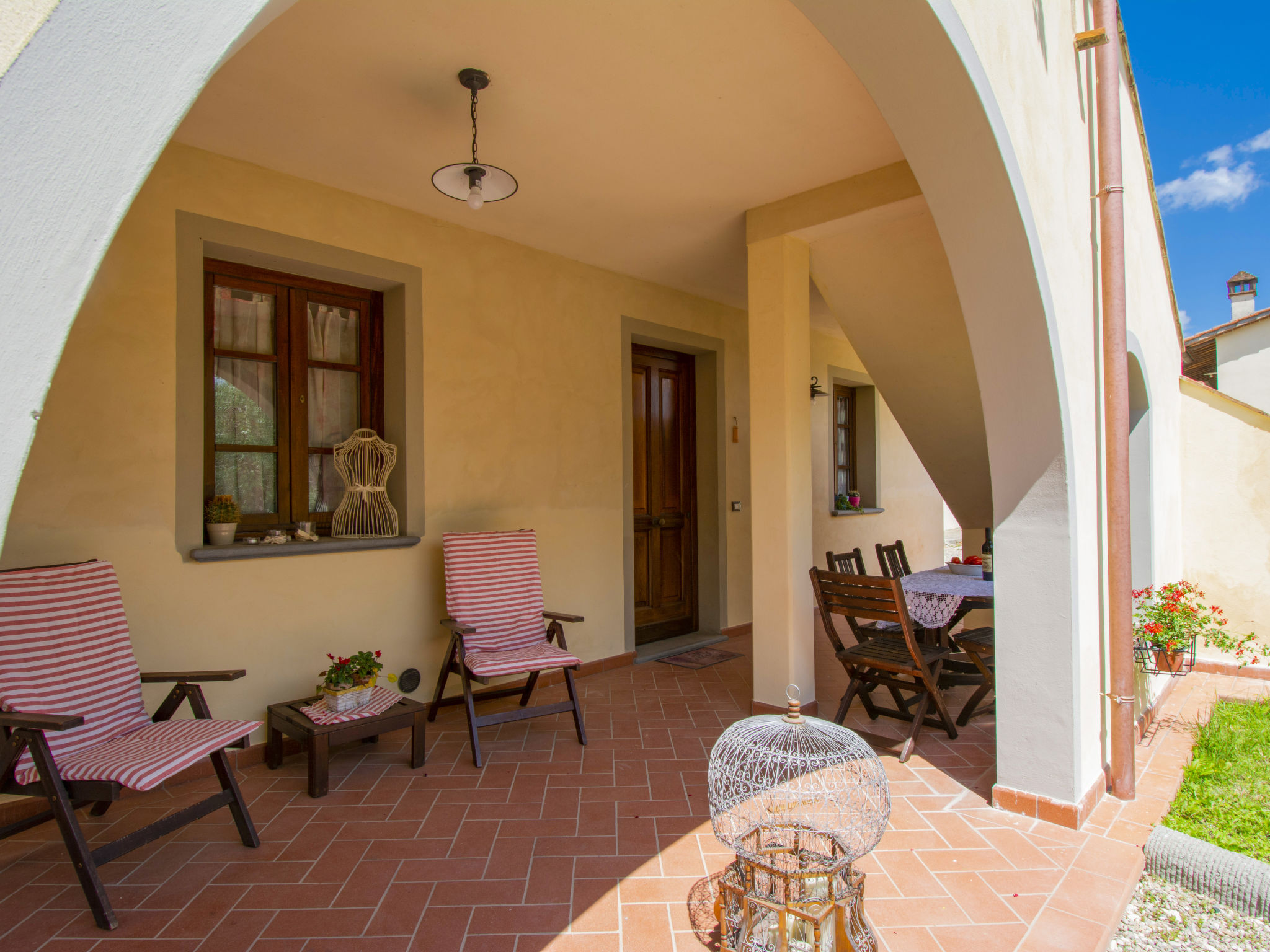 Photo 16 - 2 bedroom Apartment in Cerreto Guidi with swimming pool and garden