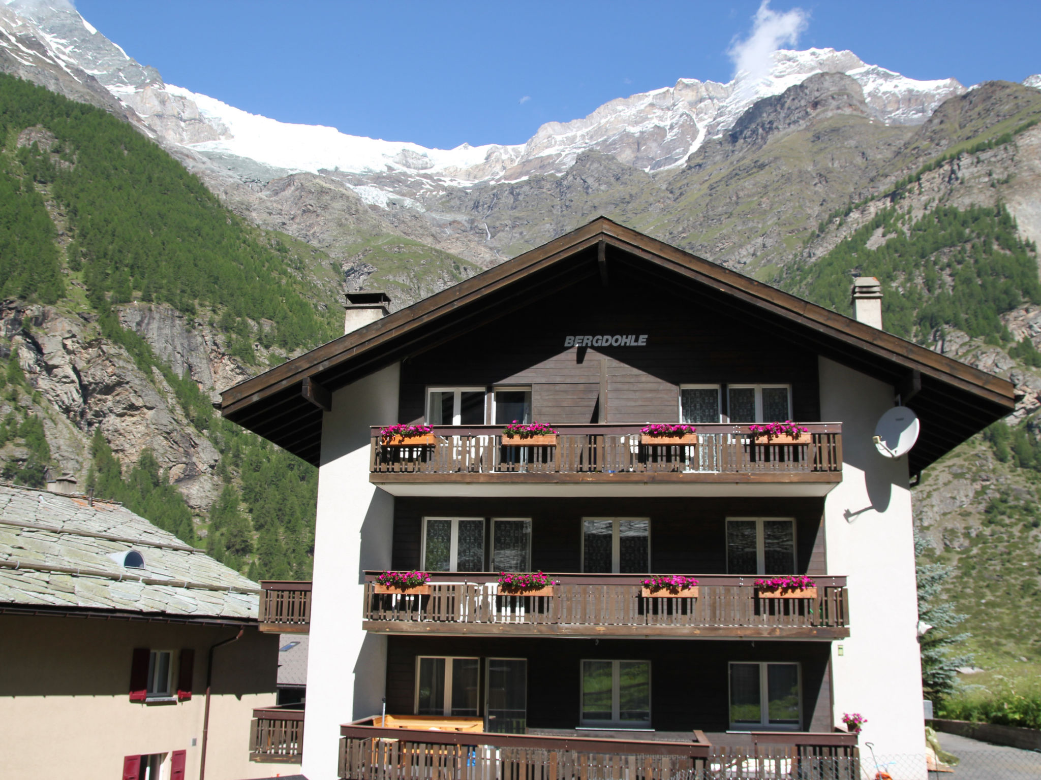 Photo 1 - Appartement de 3 chambres à Randa avec vues sur la montagne