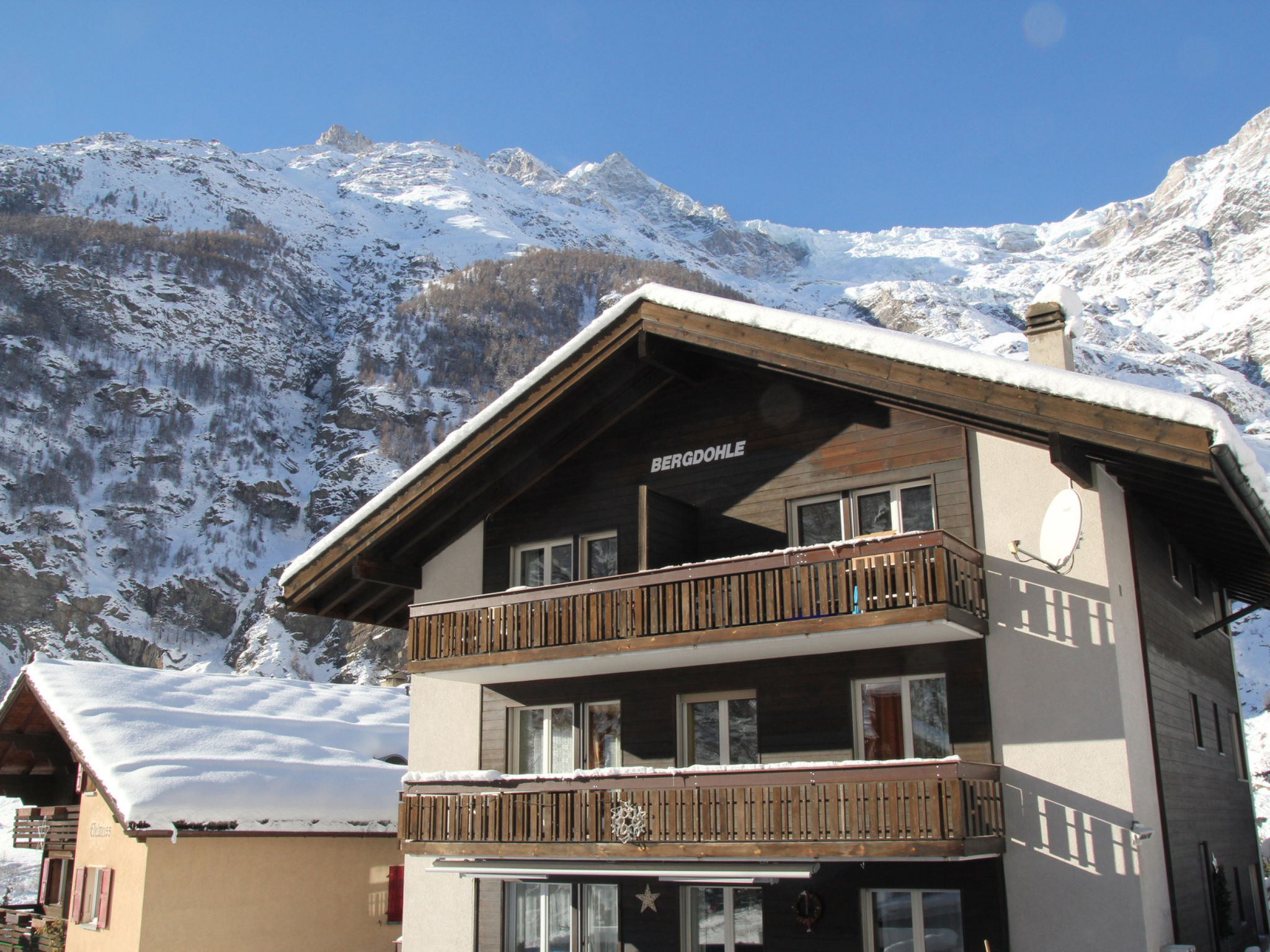 Photo 2 - Appartement de 3 chambres à Randa avec vues sur la montagne