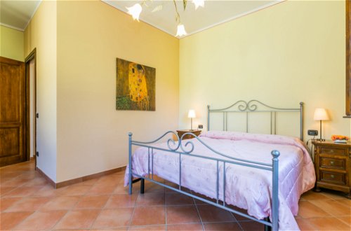 Foto 14 - Apartment mit 1 Schlafzimmer in Montespertoli mit schwimmbad und garten