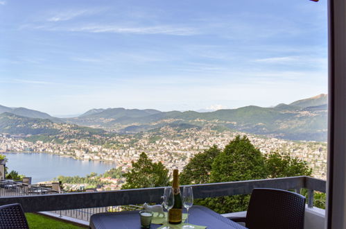 Foto 1 - Apartamento em Lugano com piscina e vista para a montanha