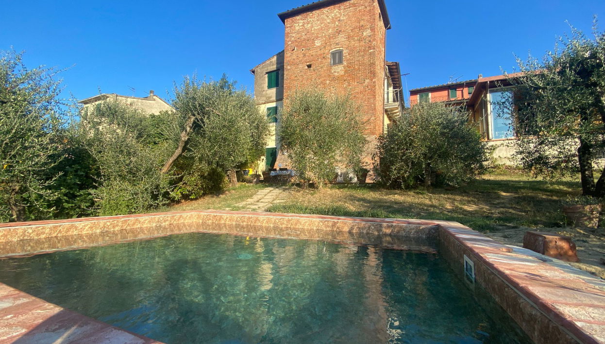 4 bedroom House in Castelfiorentino with private pool and garden - Photo 1