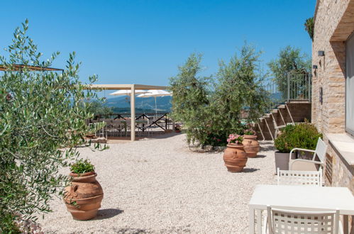 Foto 49 - Casa de 6 habitaciones en Todi con piscina privada y jardín