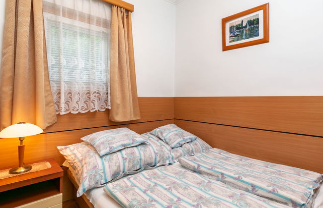 Casa de 3 quartos em Ábrahámhegy com jardim e terraço - Foto 9