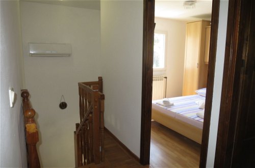 Foto 11 - Appartamento con 2 camere da letto a Vir con terrazza e vista mare