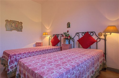 Foto 10 - Casa con 3 camere da letto a Certaldo con piscina e giardino