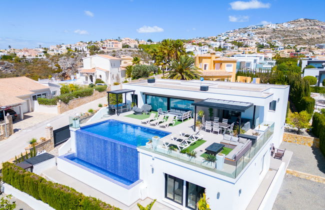 Casa de 6 quartos em Benitachell com piscina privada e jardim - Foto 1