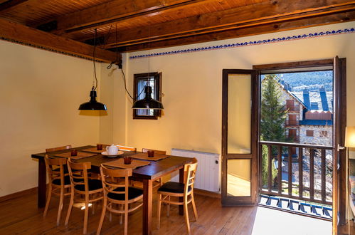 Foto 9 - Apartamento de 3 quartos em La Vall de Boí com piscina e jardim