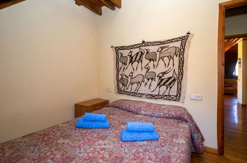 Foto 5 - Appartamento con 3 camere da letto a La Vall de Boí con piscina e vista sulle montagne