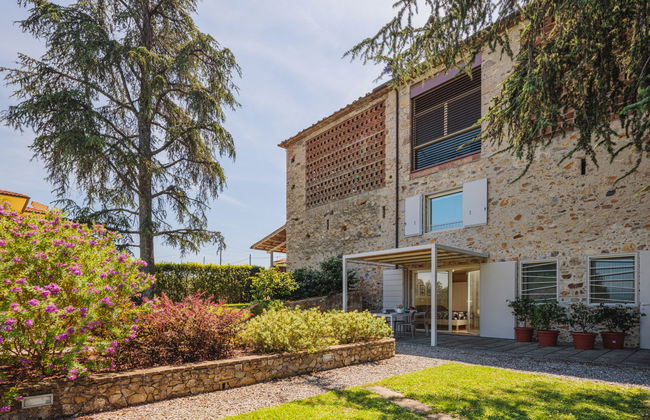 Apartamento de 2 quartos em Capannori com piscina privada e jardim - Foto 2