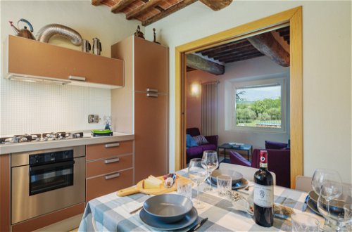 Foto 9 - Appartamento con 2 camere da letto a Capannori con piscina privata e giardino