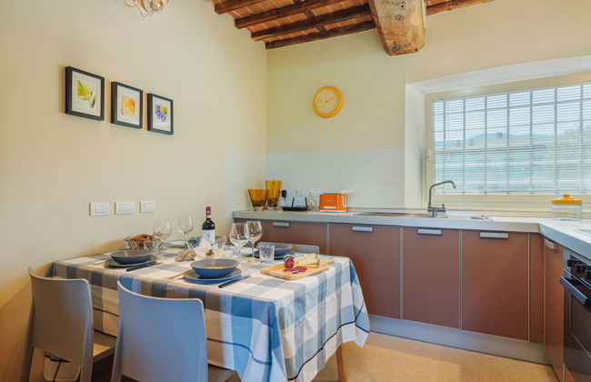 Apartamento de 2 quartos em Capannori com piscina privada e jardim - Foto 11