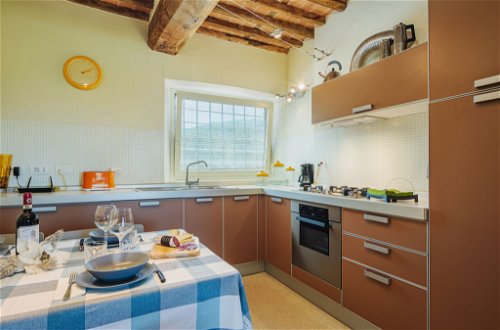 Foto 10 - Apartment mit 2 Schlafzimmern in Capannori mit privater pool und garten