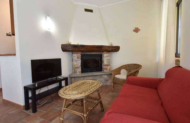 Apartamento de 2 quartos em Castana com piscina e jardim - Foto 9