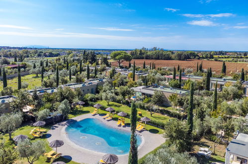 Foto 4 - Casa con 2 camere da letto a Cecina con piscina e vista mare