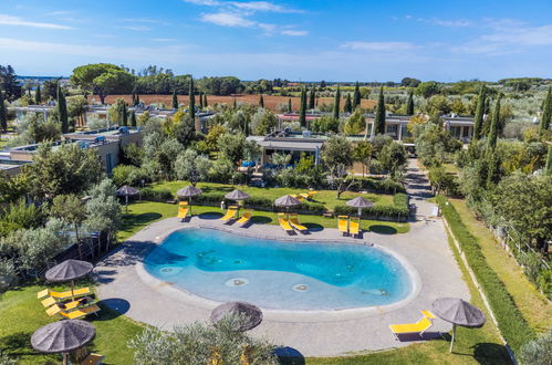 Foto 1 - Casa con 2 camere da letto a Cecina con piscina e vista mare